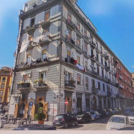 Al Centro Napoli Sinner Haus Екстериор снимка